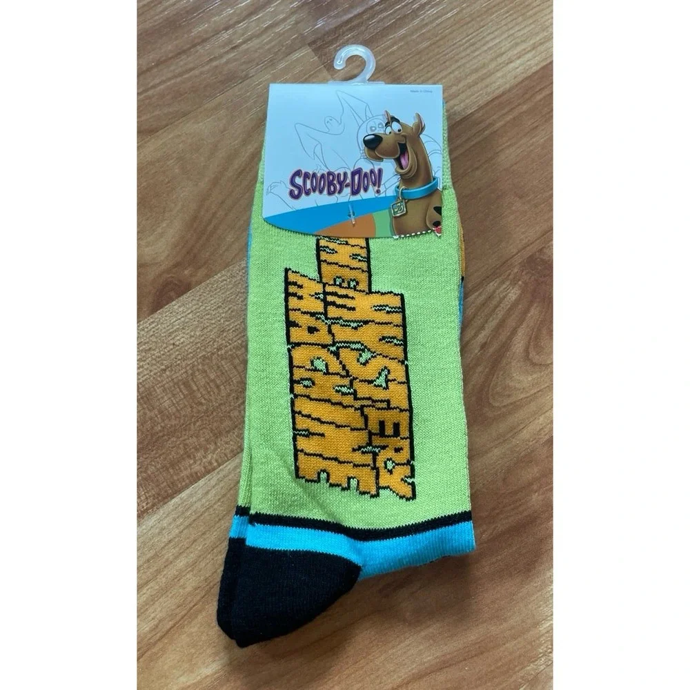 Men's Crew Socks Warner Bros Scooby Doo Mystery Machine Socks Size 10-13